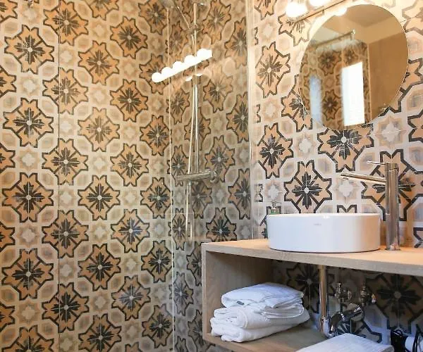 Casa Vinitoscani بيت ضيافة 3*